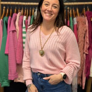 Pull col V maille pointelle rose poudré