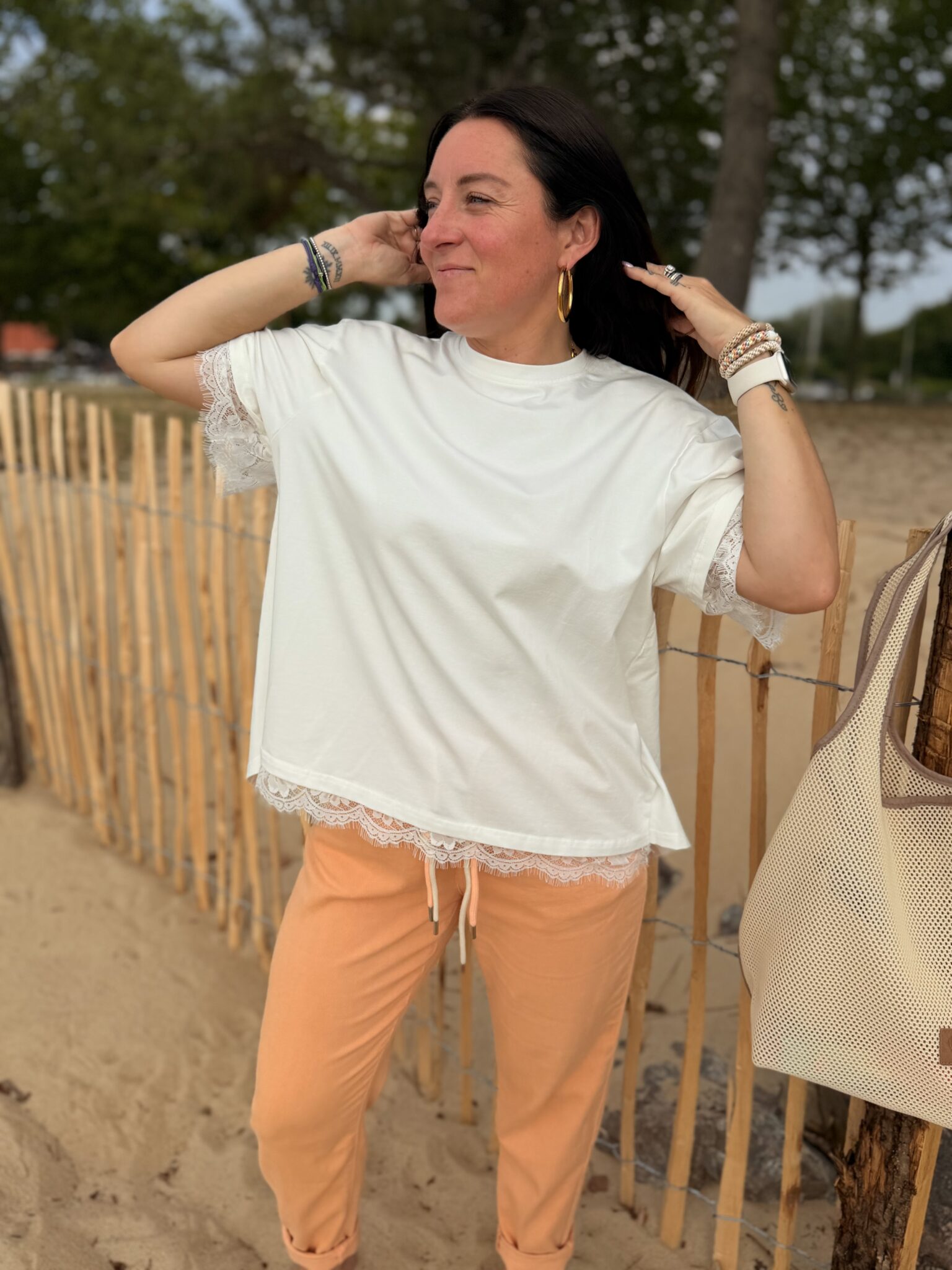 t-shirt blanc dentelle